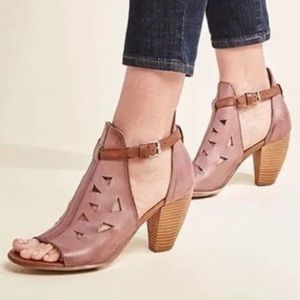 Miz Mooz Madeline Blush Shoes Size 8